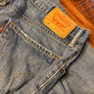 Levi's blue jeans 559 W32 L32